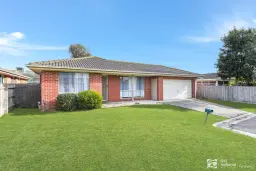 2 Talma Place, Cranbourne West