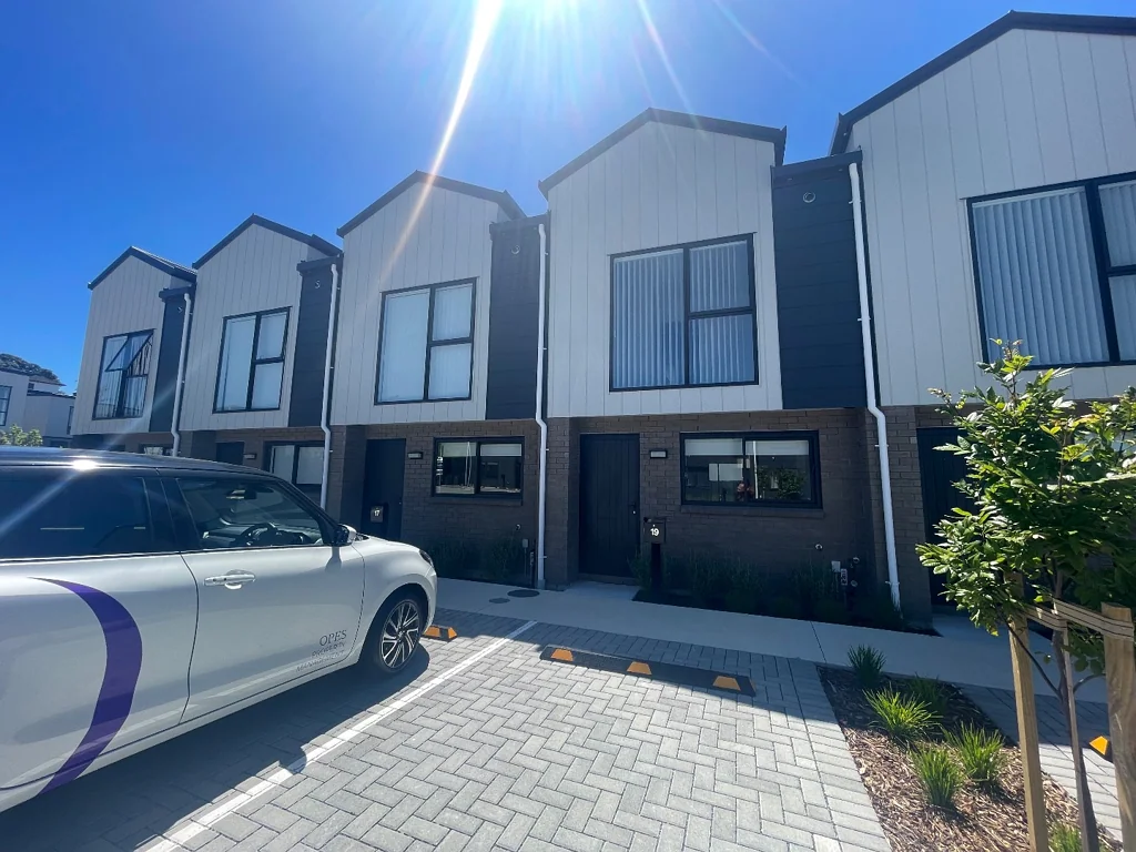 Lovely 3 bedroom townhouse!