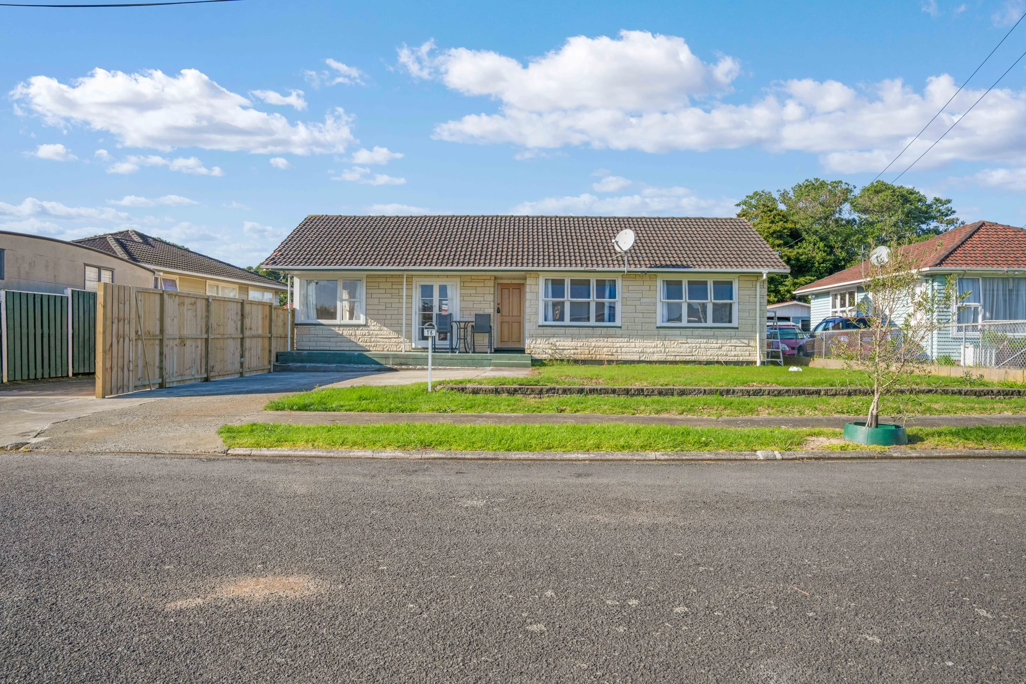 Mangere 3Phòng ngủ OPPORTUNITY KNOCKS - CHARACTER, COMFORT & CHARM