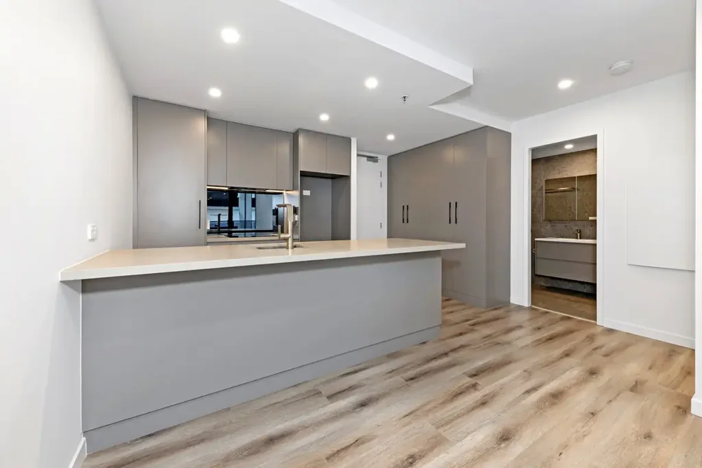 Charming One Bedroom Apartment In The Heart Of Woden