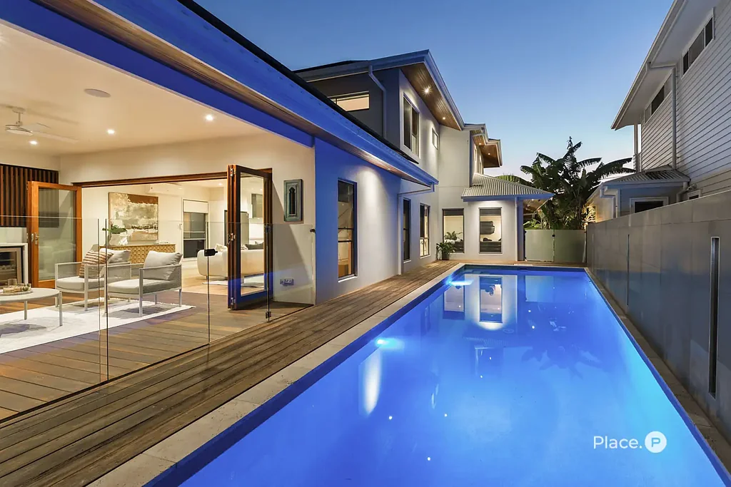 Bulimba 5બેડરૂમ Contemporary Family Luxury with Resort-Style Entertaining