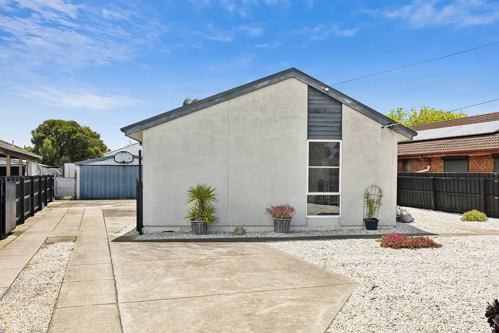 106 Fairbairn Drive, Corio, VIC 3214