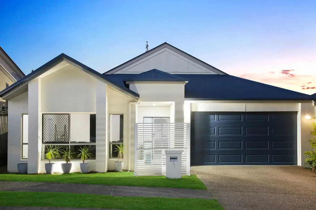 5 Palma Crescent, Varsity Lakes, QLD 4227