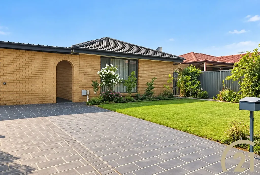 Comfortable Family Home with Separate Studio