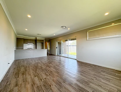 17 Doubletail Lane, Denham Court, Macarthur Region, 3 침실, 3 욕실, House