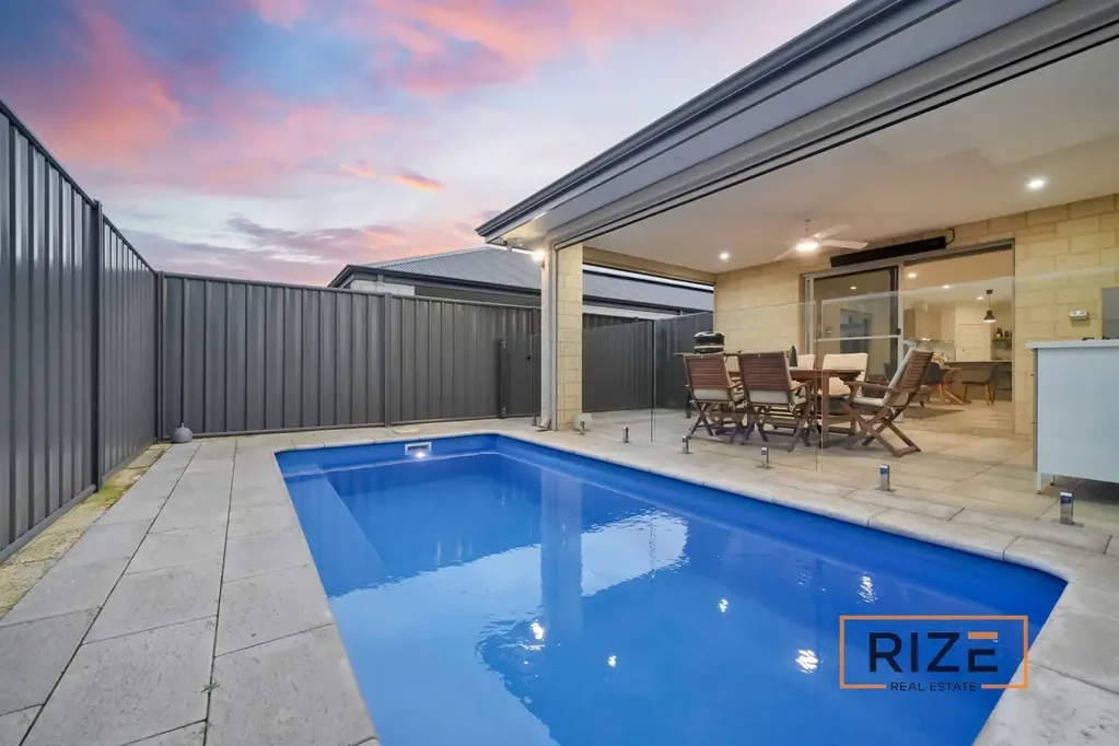 Banksia Grove 4房  All year round Entertainer’s Dream!