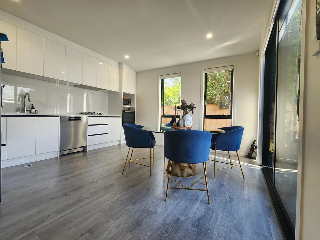 Stylish 3-Bedroom Home with Ensuites Ã¢ÂÂ Prime Greenlane/Epsom Location!