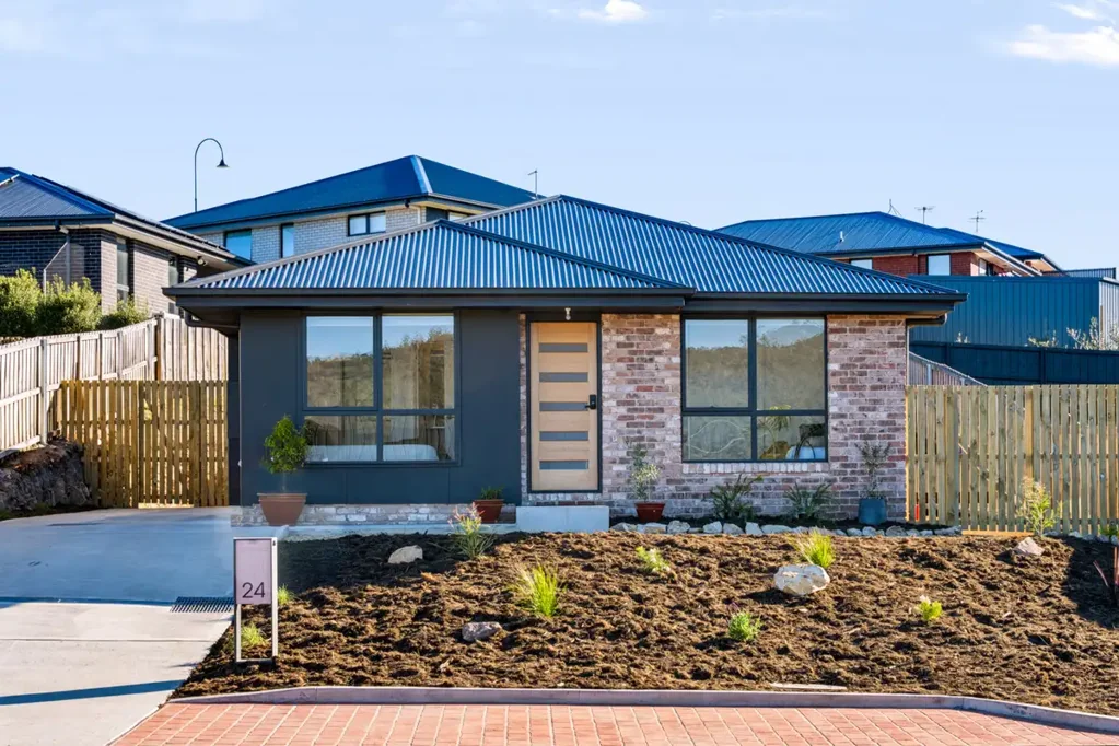 Rokeby 3Kwarto Modern Comfort, Stylish Living & Space to Make Your Own.