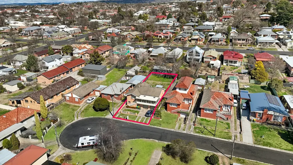 8 Loftus Street, Bathurst, NSW 2795