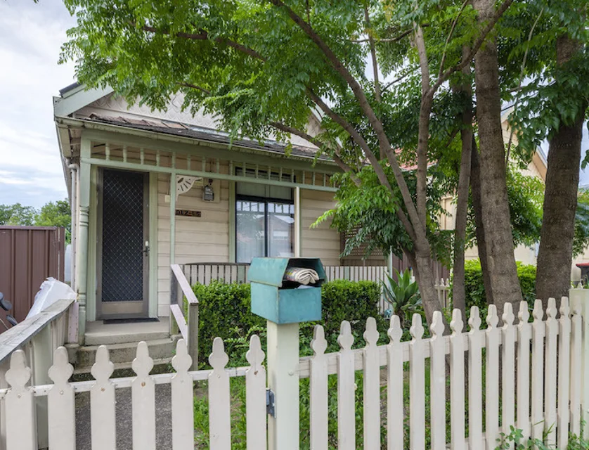 15 Provincial Street, Auburn, Parramatta (Northwest suburbs), 2 રૂમ, 1 બાથરૂમ, House