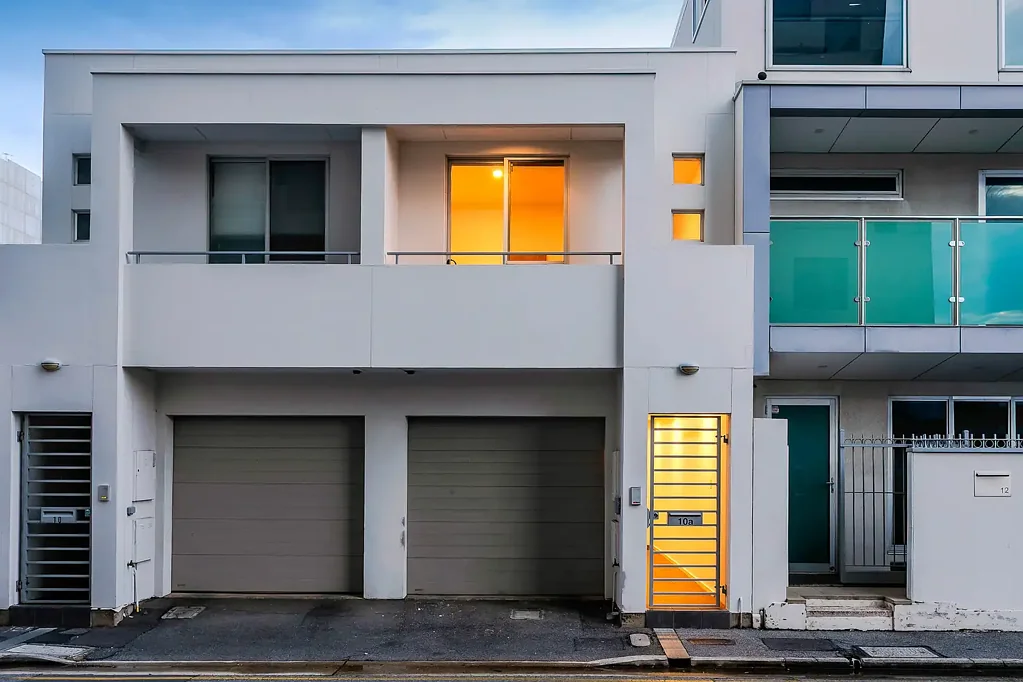 Adelaide 3房  Stylish City Living With the Perfect Floorplan