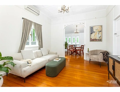 8 Dobbs Street, The Range, QLD 4700, 2 Kuwarto, 1 Banyo, House