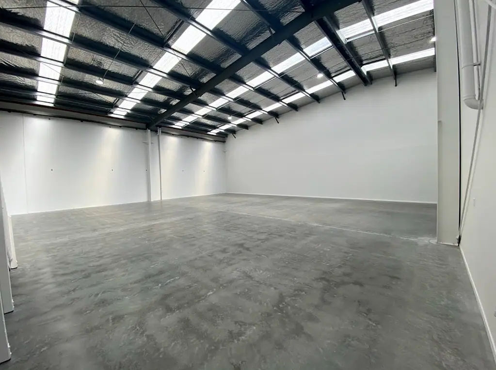 Penrose Warehouse, Office & Showroom