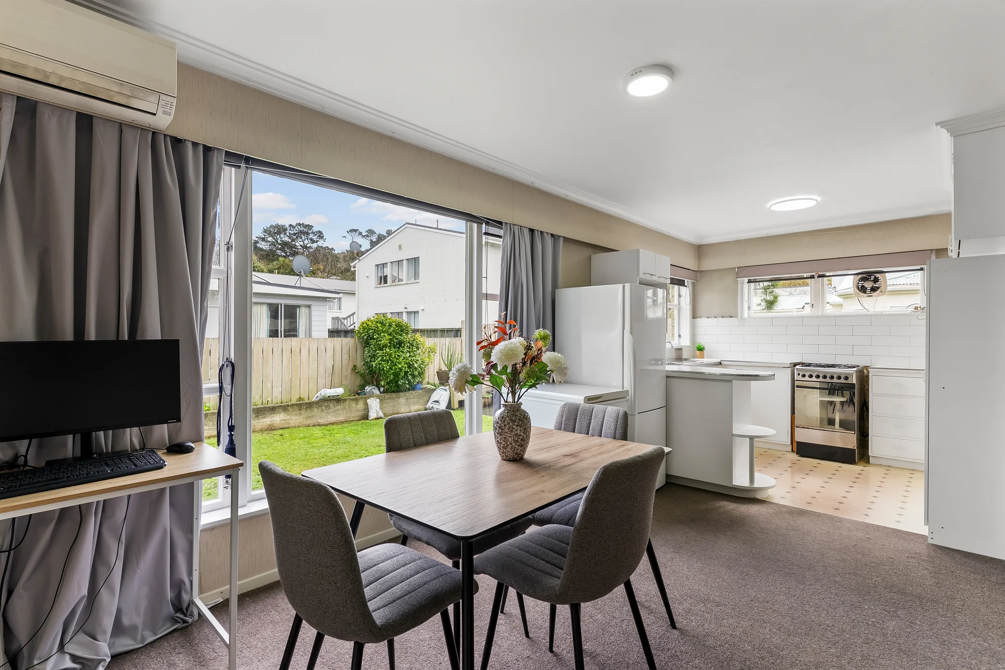 Johnsonville 2ห้องนอน Easy-Care Living in the Heart of Johnsonville