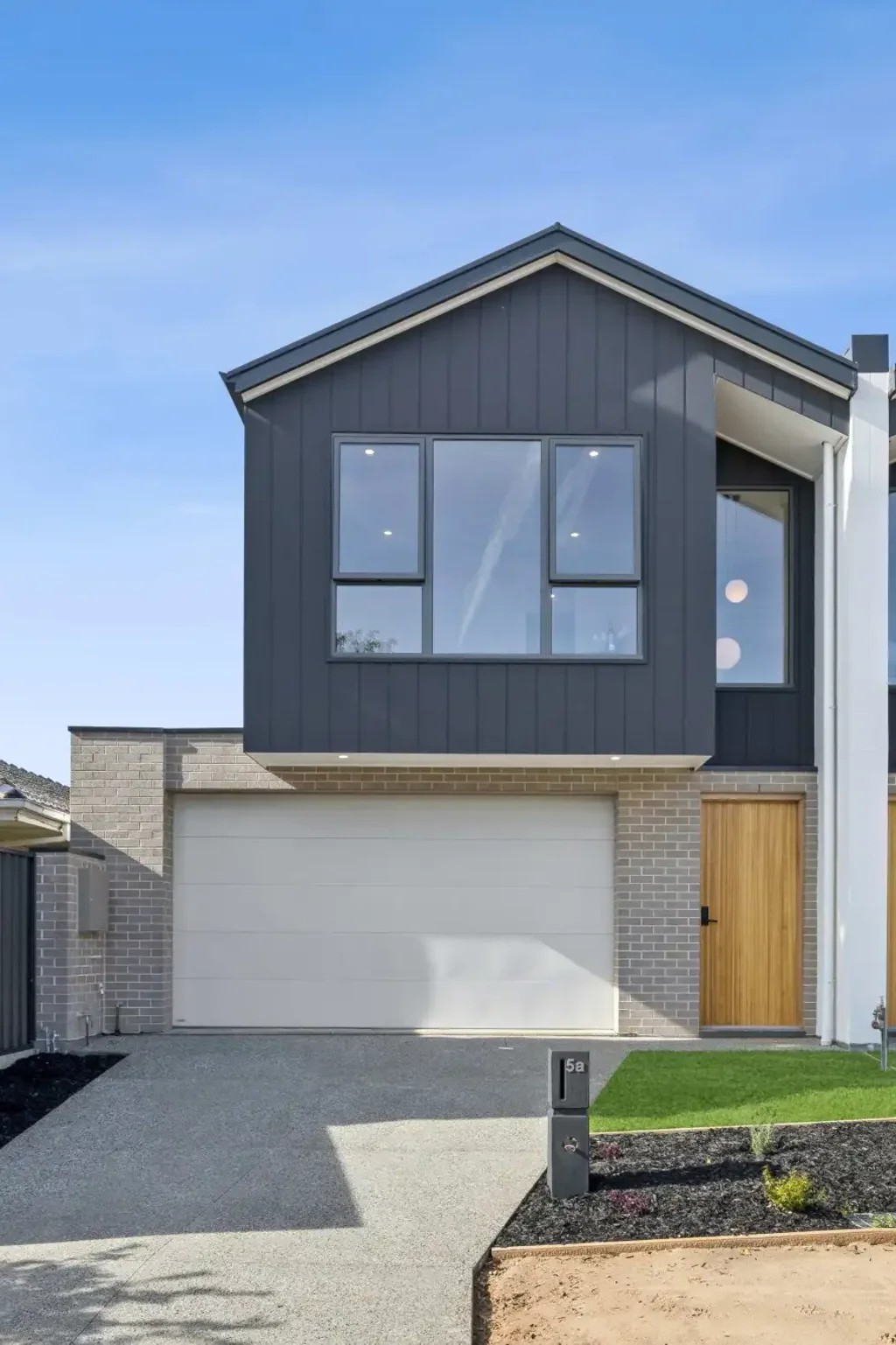 Magill 4Moenga Brand New Luxury Home in Prestigious Magill