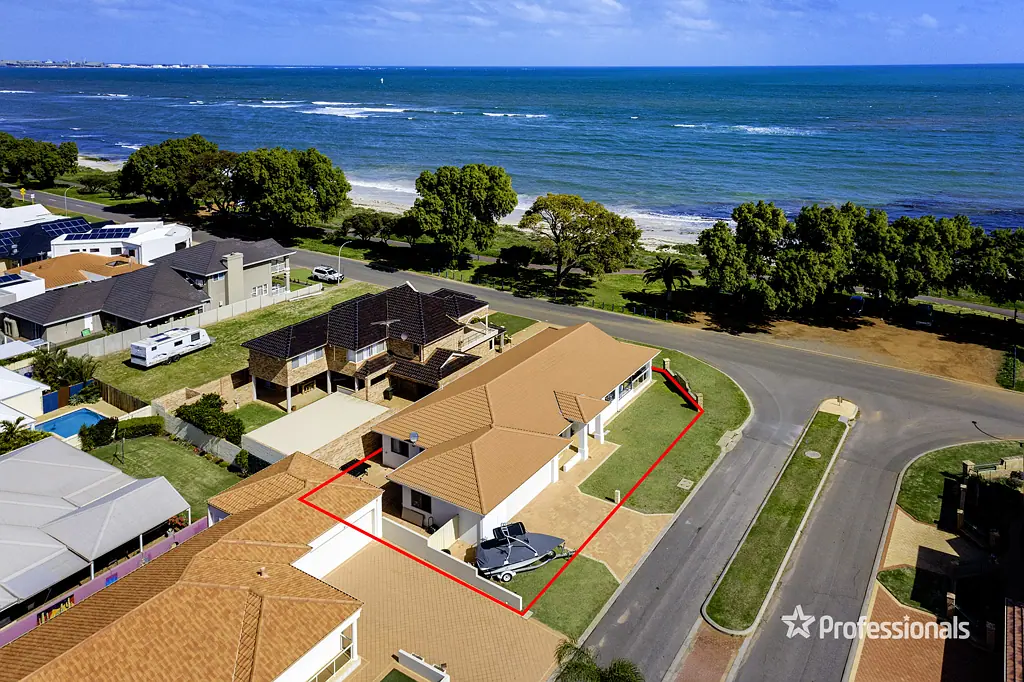 2 Champion Bay Rise, Bluff Point, WA 6530