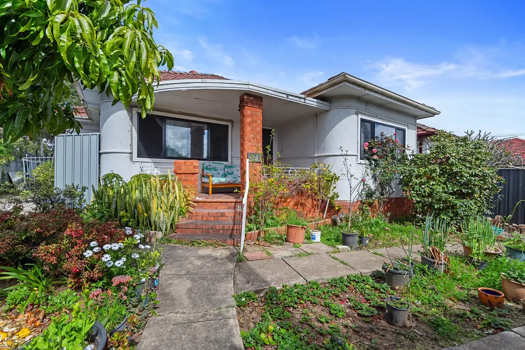 571 Hume Highway, Yagoona, NSW 2199
