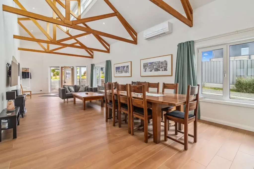 Jindabyne 3침실 Three Bedroom Home with 7.5-Star Energy Rating