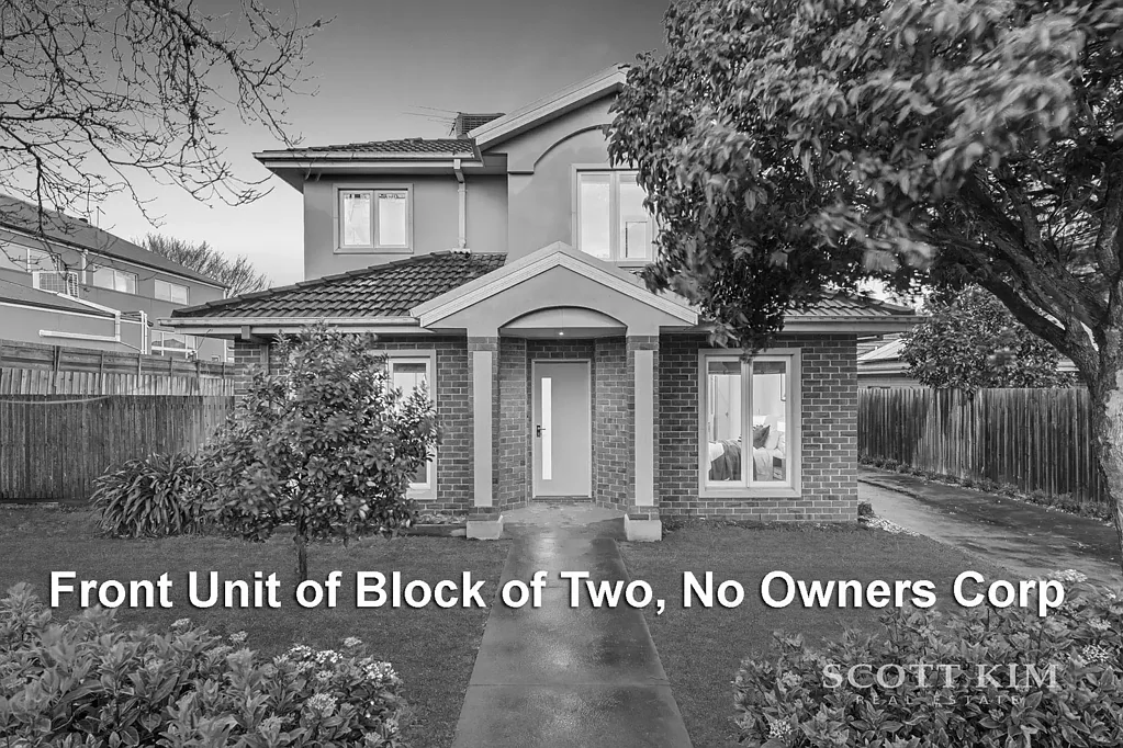Mount Waverley 4 Bedroom Bright & Spacious Front Home with No Owners Corporation