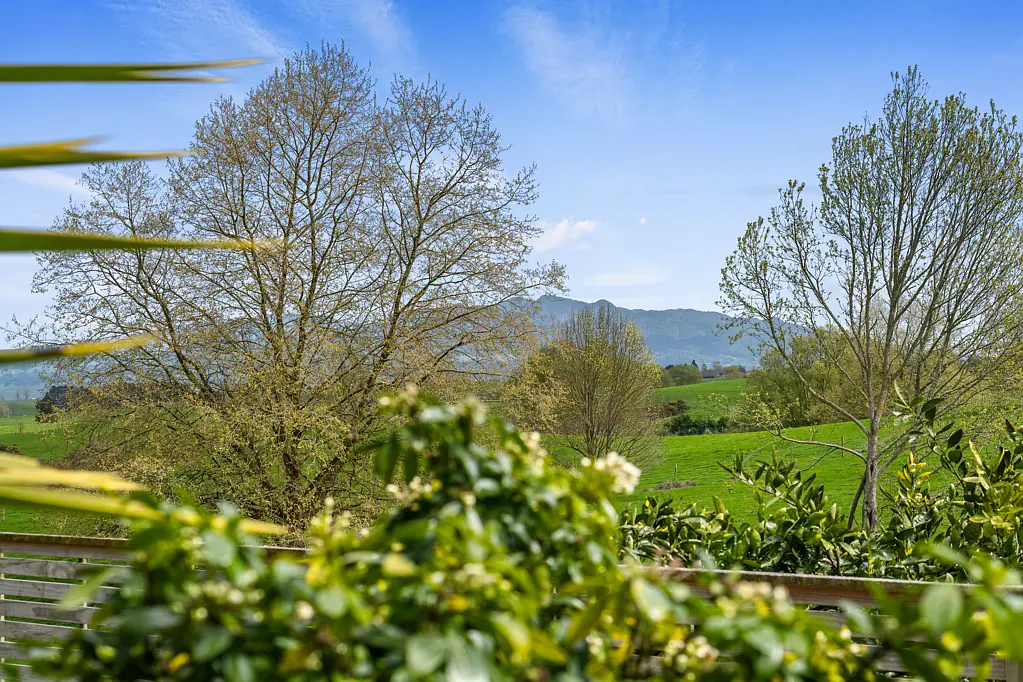 Te Awamutu 3房  Modern Comfort with Mountain Views