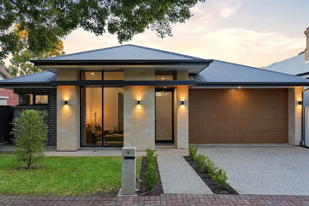 Maylands 4房  Luxury Custom-Built Home - HIA Finalist