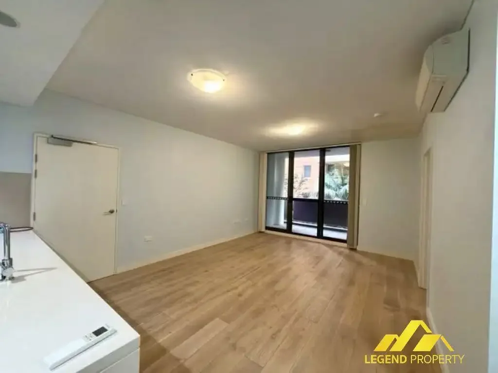 Bills included. Modern One-Bedroom Dual-Key Apartment in Heart of Hornsby