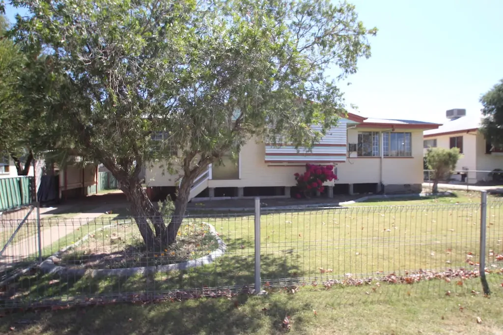 9 Luff Street, Roma, QLD 4455