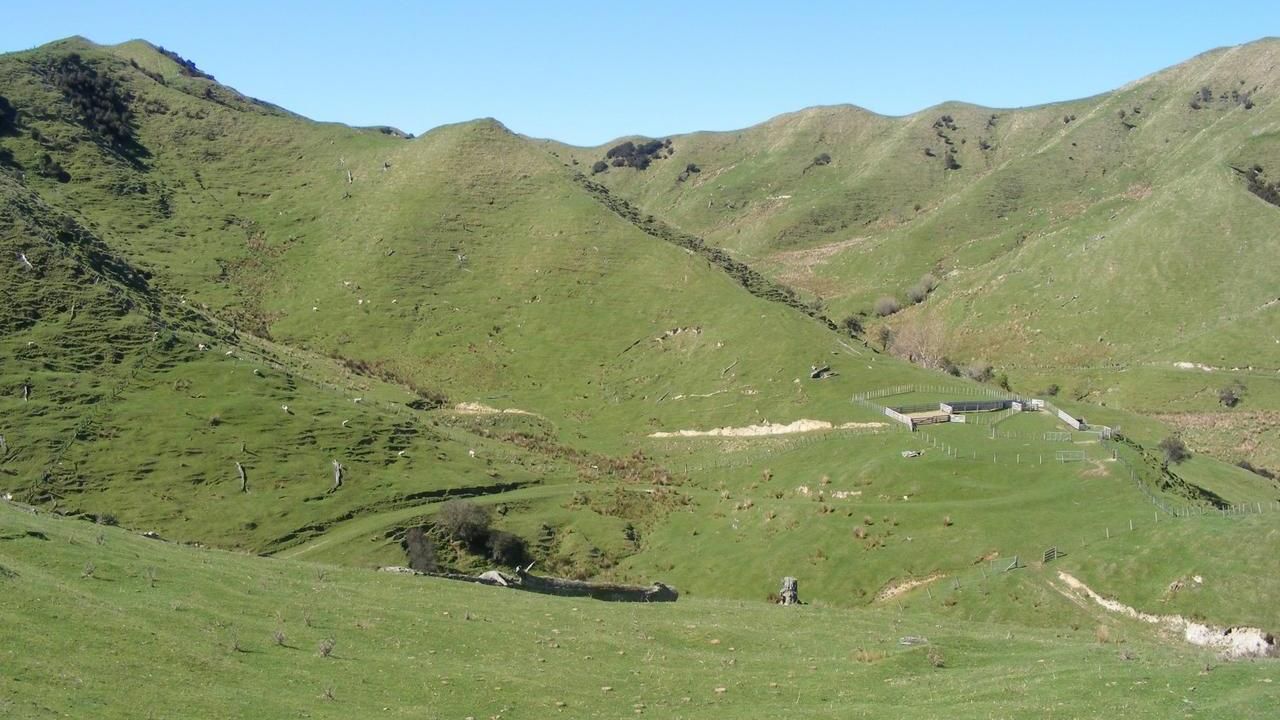 599 Kaweka Road, Taihape and Surrounds, Rangitikei, 4 rūma, 2 rūma horoi