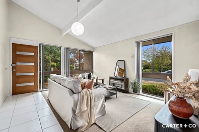 1 Moseley Place, Kambah, ACT 2902, 3 Bedrooms, 1 Bathrooms, House