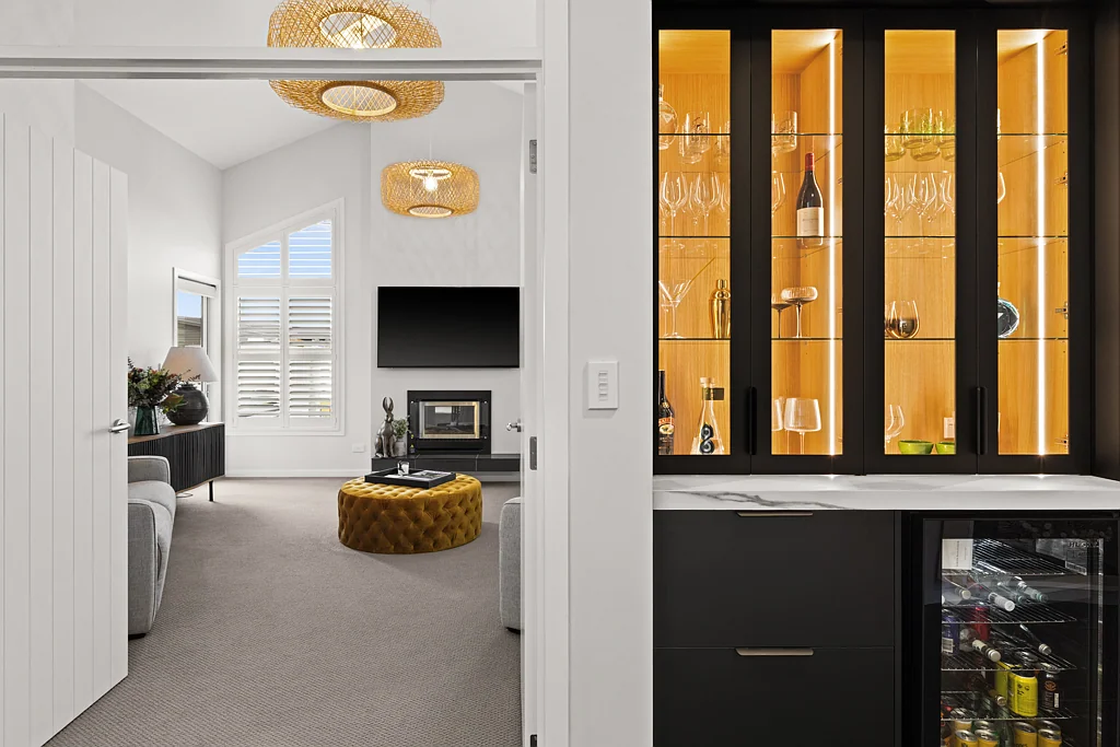 Poraiti 4 Bedroom Effortless Elegance, Award-Winning Living