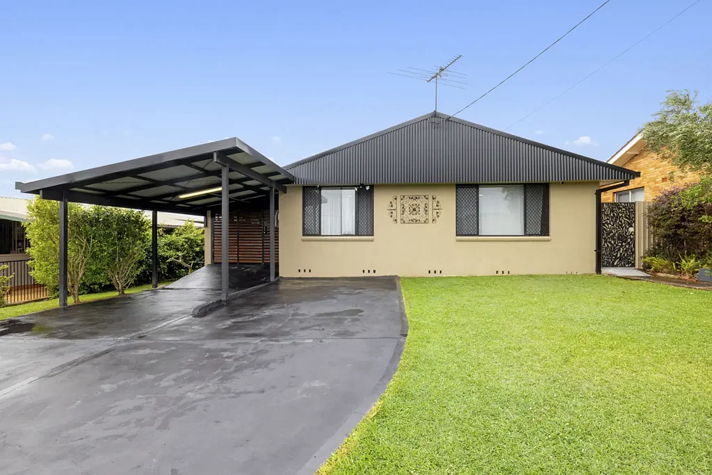 19 High Street, Urunga, NSW 2455