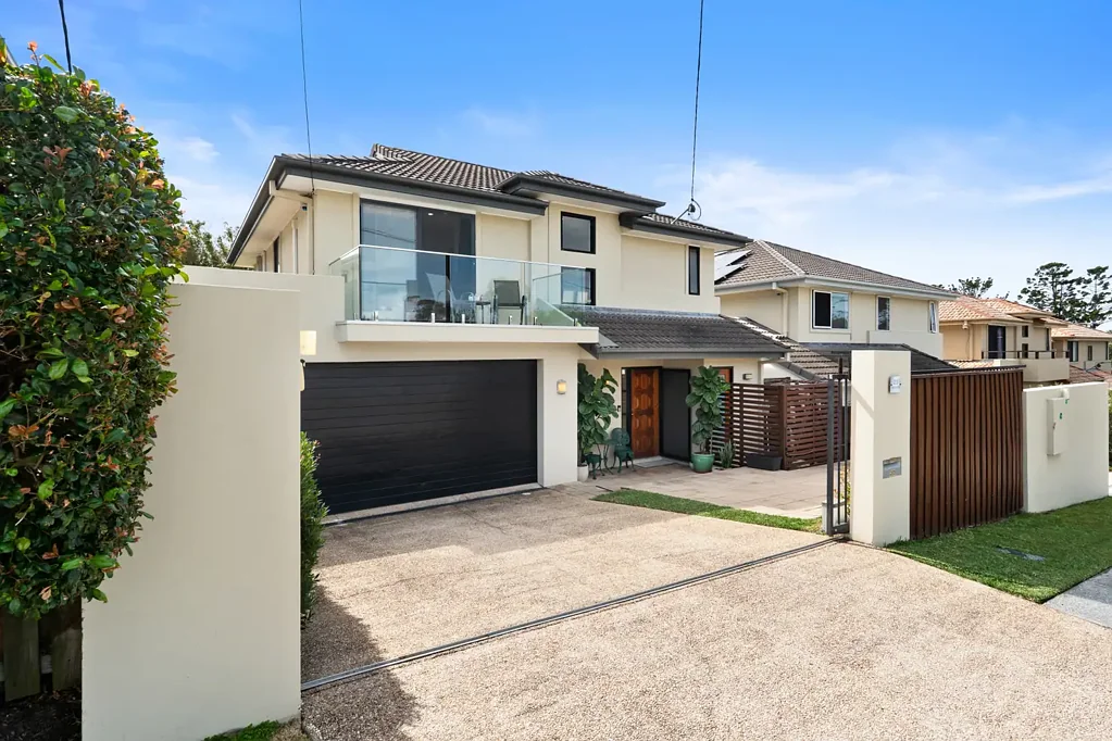 Labrador 3ਬੈੱਡਰੂਮ Space, Sunshine & Privacy - Brilliant location
