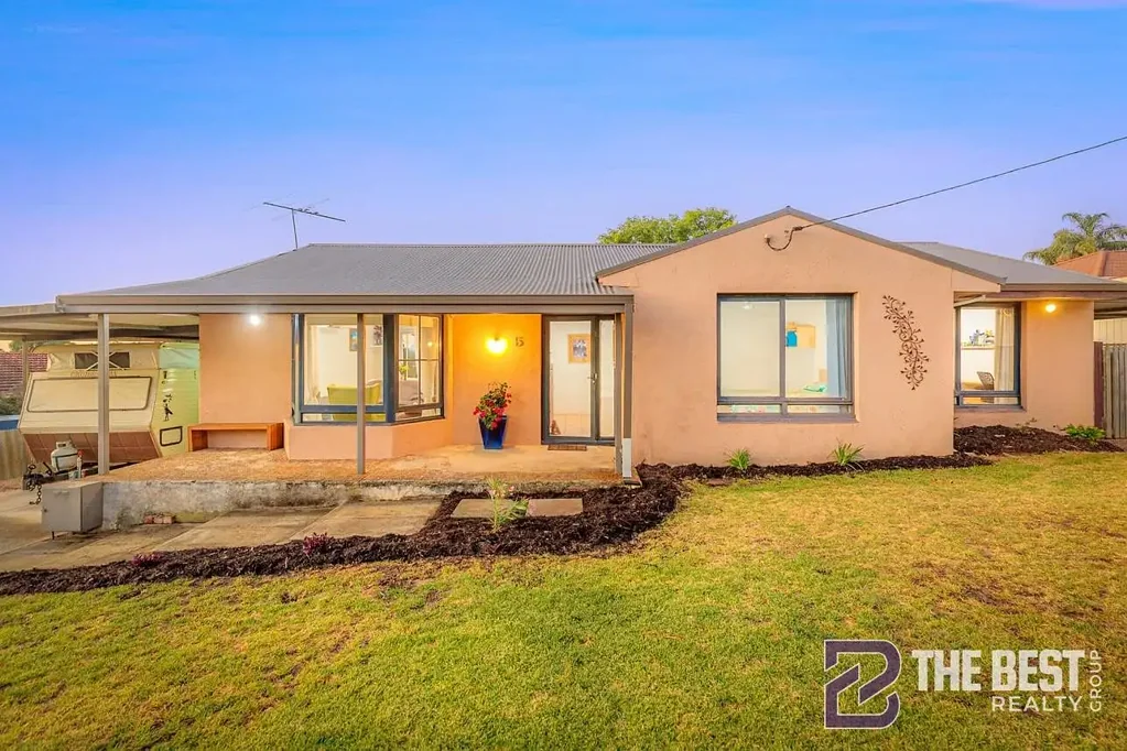 Armadale 3બેડરૂમ Welcome to Your Next Opportunity: Space, Comfort, and Potential