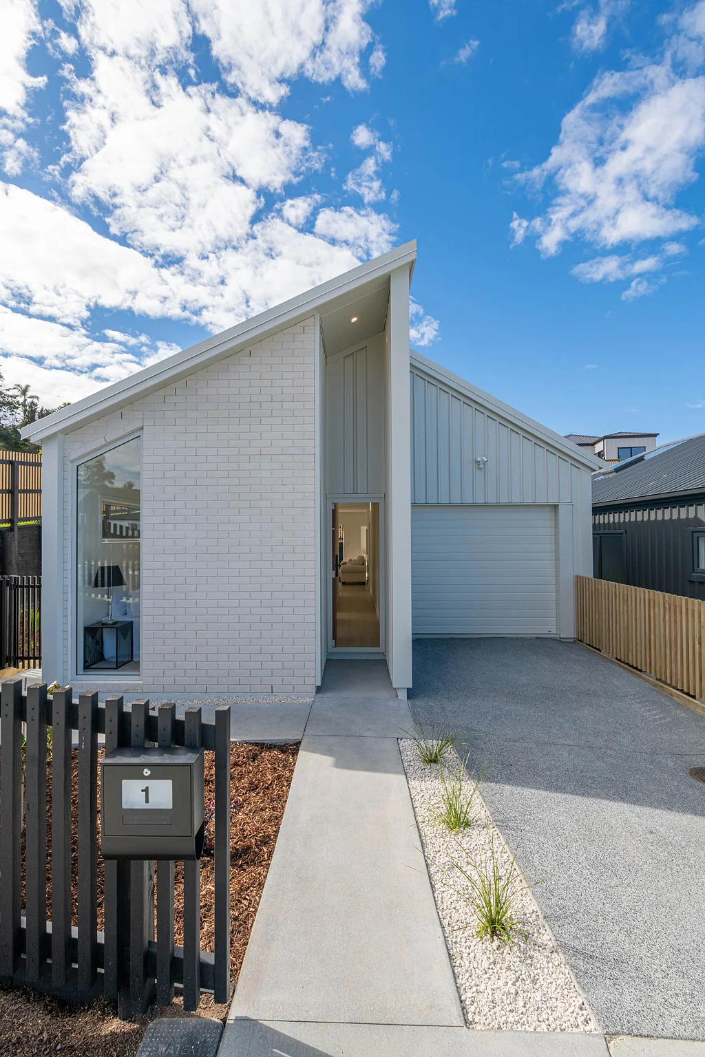 Orewa 3બેડરૂમ Ready for Occupation- Make an offer