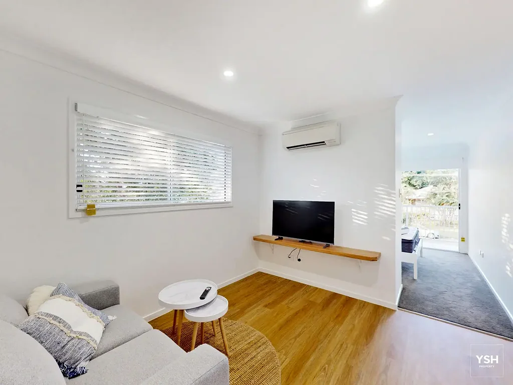 Fully furnished one-bedroom apartment with electricity, NBN, water included!