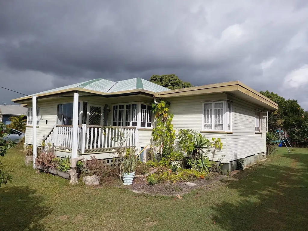 Maryborough 4房  SPACIOUS CHARACTER HOME