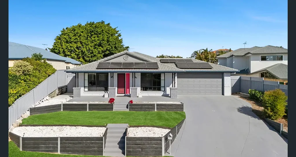 Deception Bay 4房 宽敞家庭生活，度假村式娱乐体验 Spacious Family Living with Resort-Style Entertaining