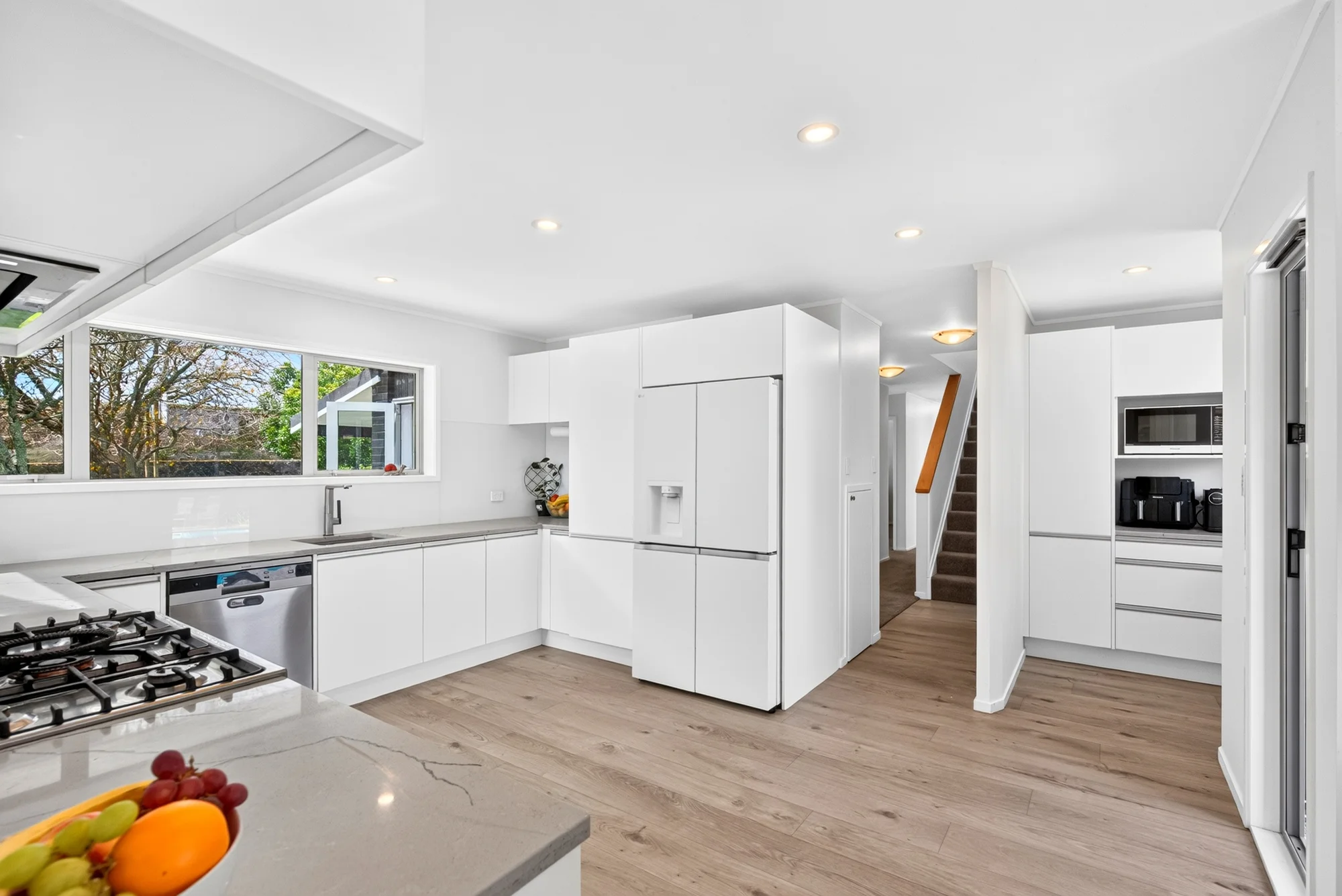 806 Waitakere Road, Kumeu, photo 18