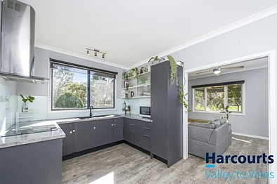 30 Lee Steere Street, Moora, WA 6510, 4 Schlafzimmer, 1 Badezimmer, House
