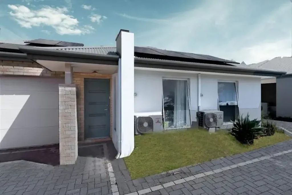Westminster 3Kwarto Westminster 3x2x2 Villa For Sale