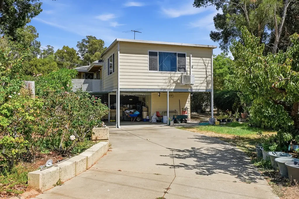 3 Neave Street, Pickering Brook, WA 6076