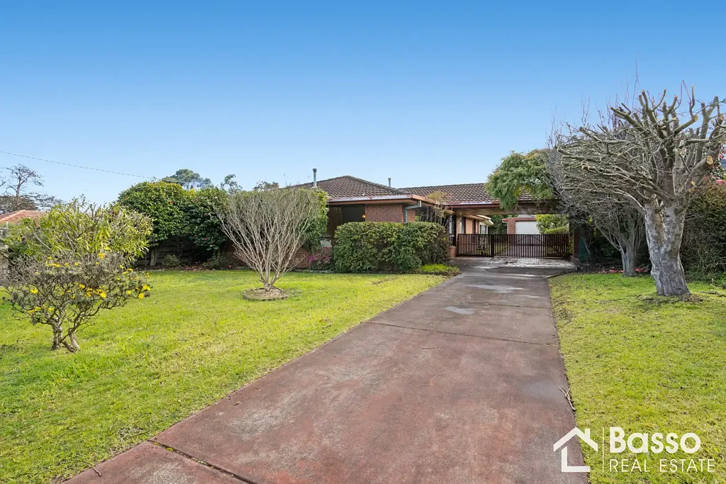 8 Poplar Drive, Rosebud, VIC 3939