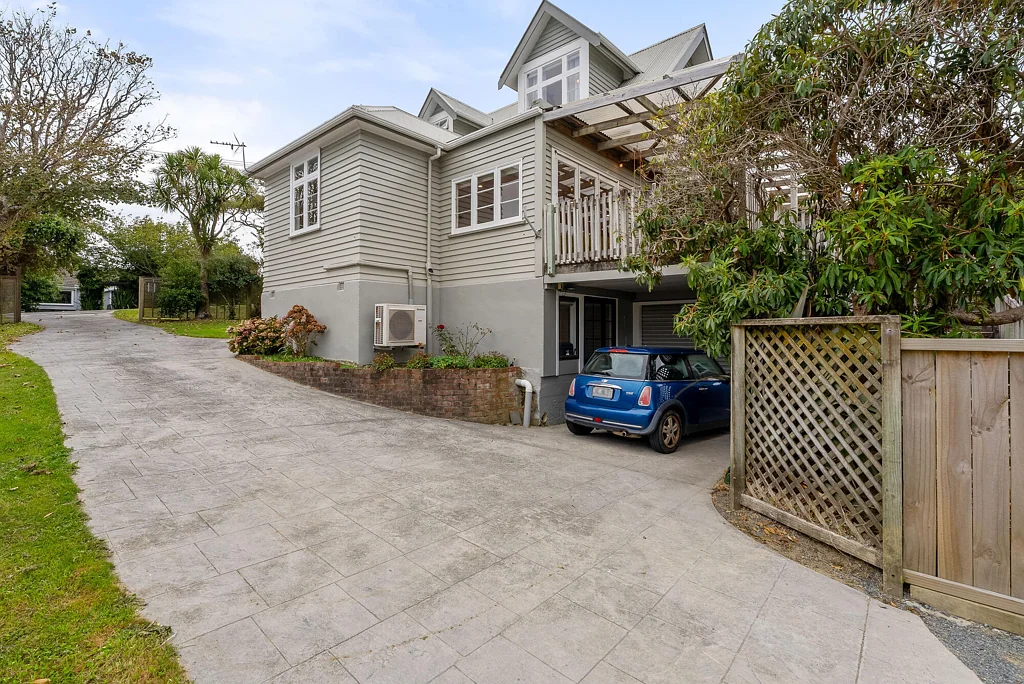 30 and 30A Ngatitoa Street, Tawa, Wellington City, Wellington