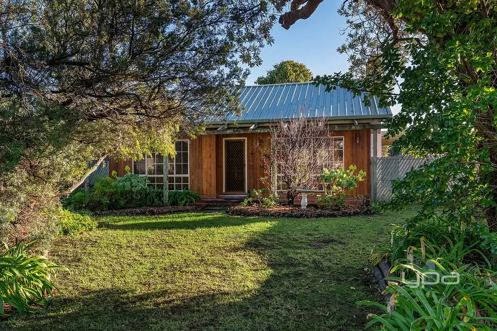 4 Woyna Avenue, Capel Sound, VIC 3940