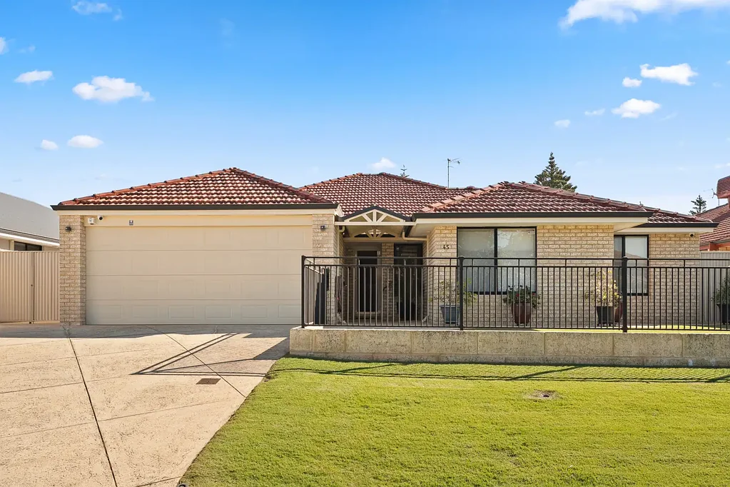 Waikiki 3房  Comfort, Space & Versatility - The Perfect Family Home