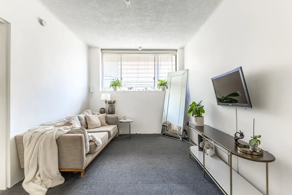 Stylish and convenient one bedroom apartment