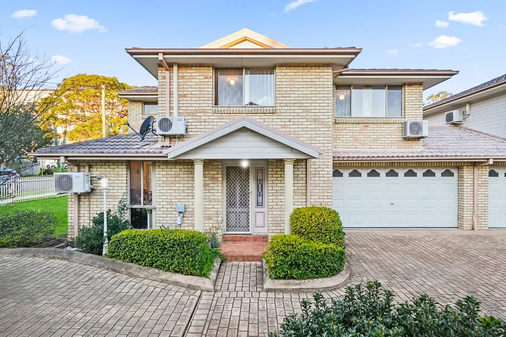 Penrith 3ਬੈੱਡਰੂਮ 3 Bedroom Townhouse with Double Garage
