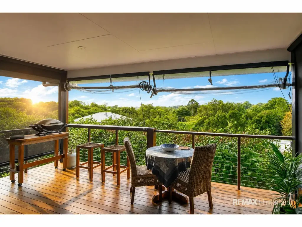 Maleny 4कमरा Best offer by 30th October - MUST BE SOLD!