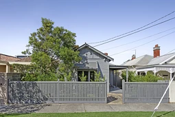 24 Orlando Street, Hampton
