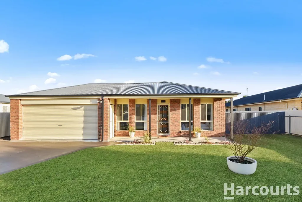 13 Burnlea Drive, Horsham, VIC 3400